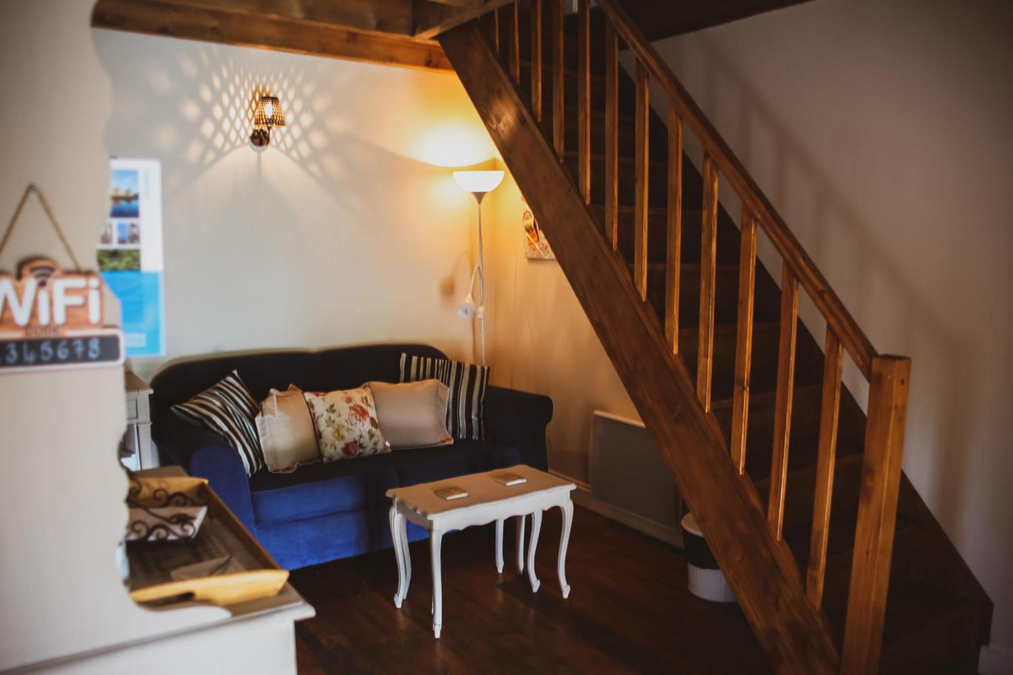 Les Puvinieres Guest House Breuil-Barret Bagian luar foto